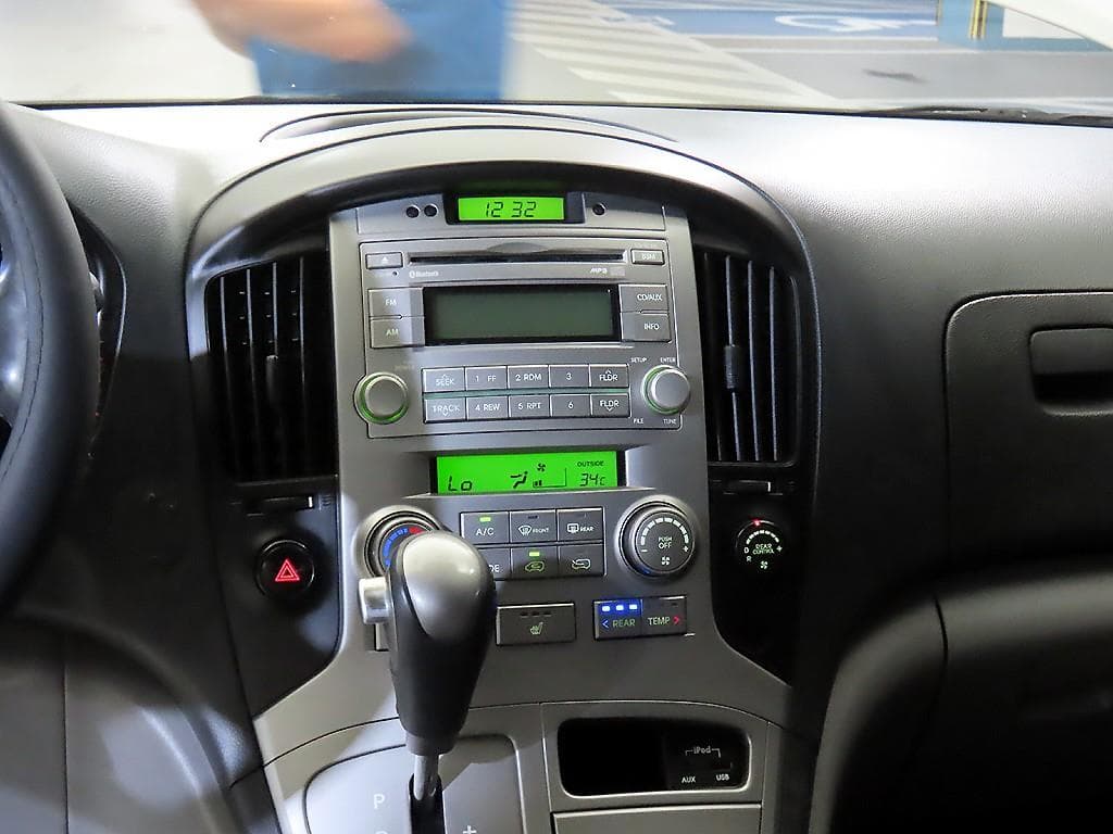Хюндай Гранд Старекс12-местен Комби CVX Deluxe - 11
