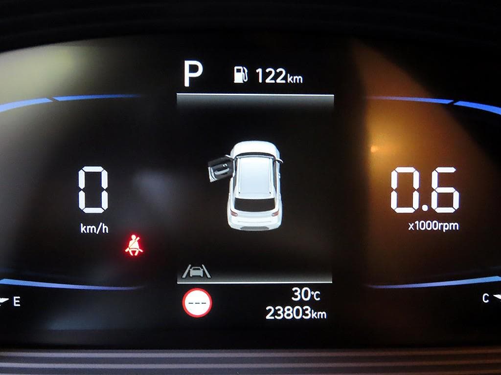 Хюндай ВениуБензин 1.6 Premium - 9