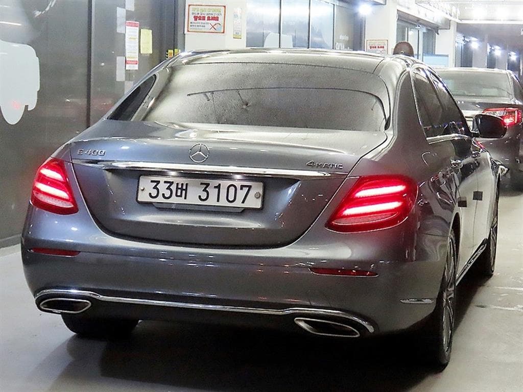 Mercedes-Benz E-Клас (W213)E400 4MATIC Exclusive - 4