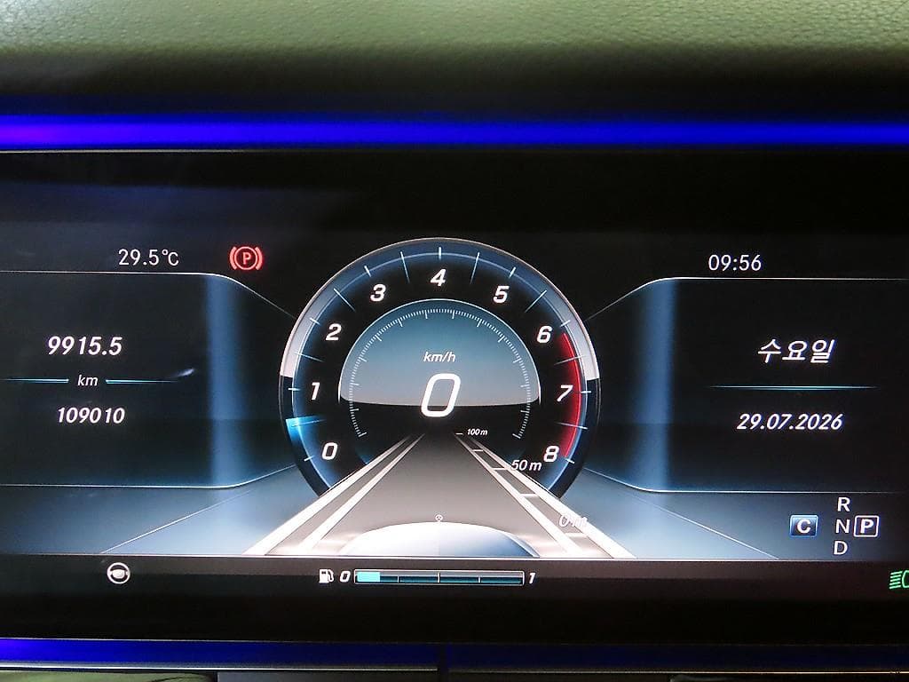 Mercedes-Benz E-Клас (W213)E400 4MATIC Exclusive - 9