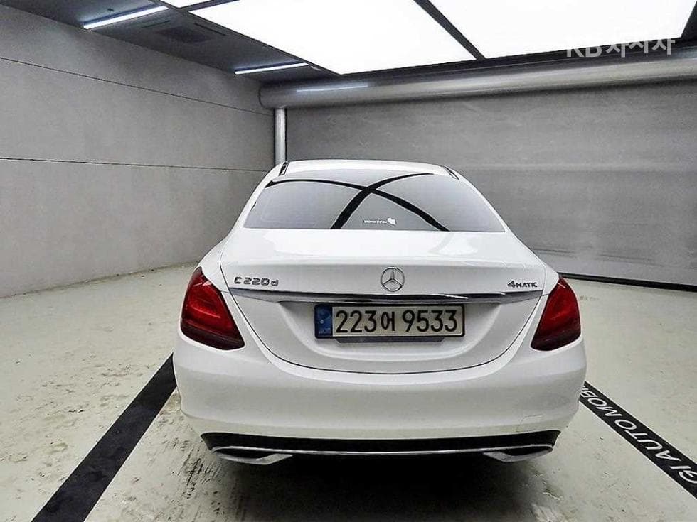 Mercedes-Benz The New (фейслифт) C-КласC220 d 4Matic W205 - 3