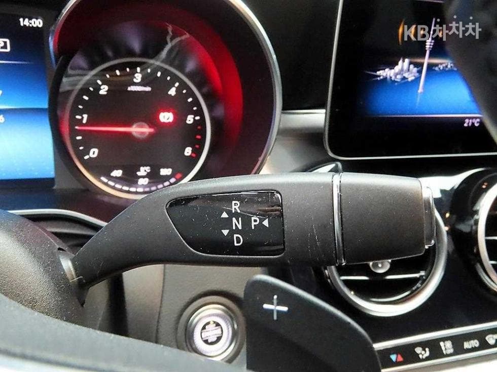 Mercedes-Benz The New (фейслифт) C-КласC220 d 4Matic W205 - 10