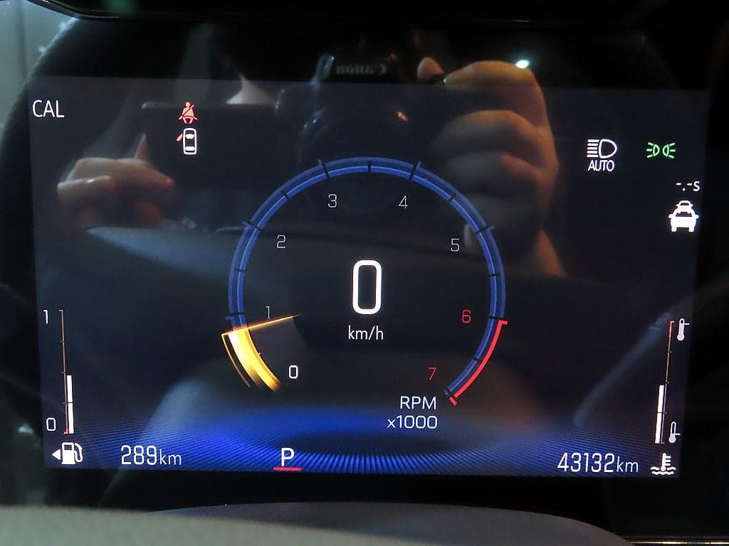Джи Ем Корея The New (фейслифт) Trailblazer1.35 Бензин Турбо 2WD RS - 9