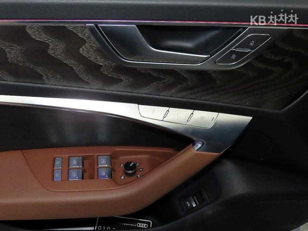Ауди A6(C8)45 TFSI Стандартен - 14