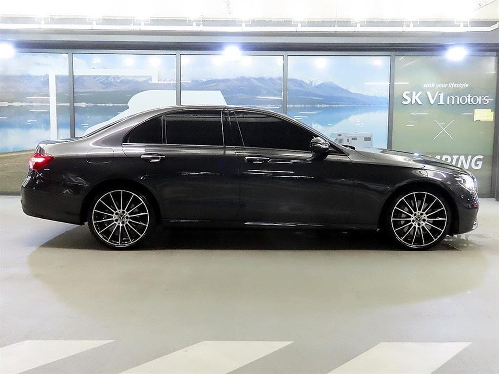 Mercedes-Benz E-Клас (W213)E350 4MATIC Exclusive - 3