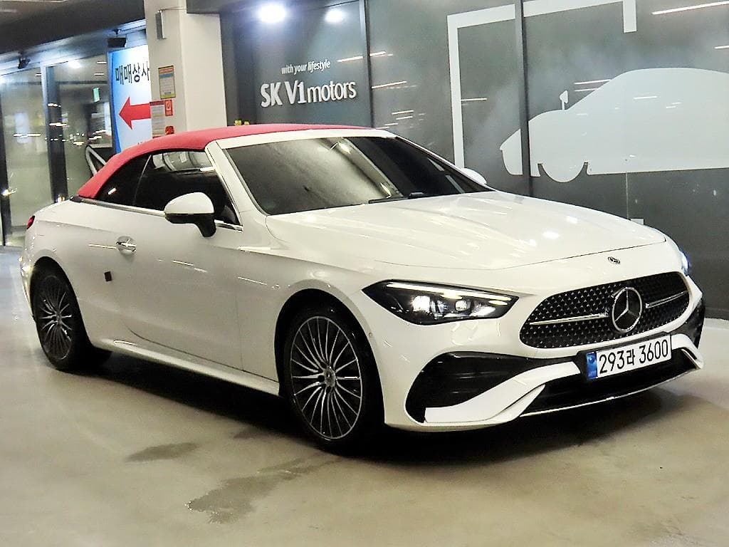 Mercedes-Benz CLE클래스 (C236) CLE 200 Cabriolet Стандартен - Image 1