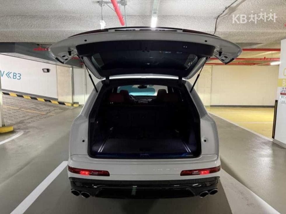 Ауди SQ4(4M)4.0 TFSI Quattro Стандартен - 5