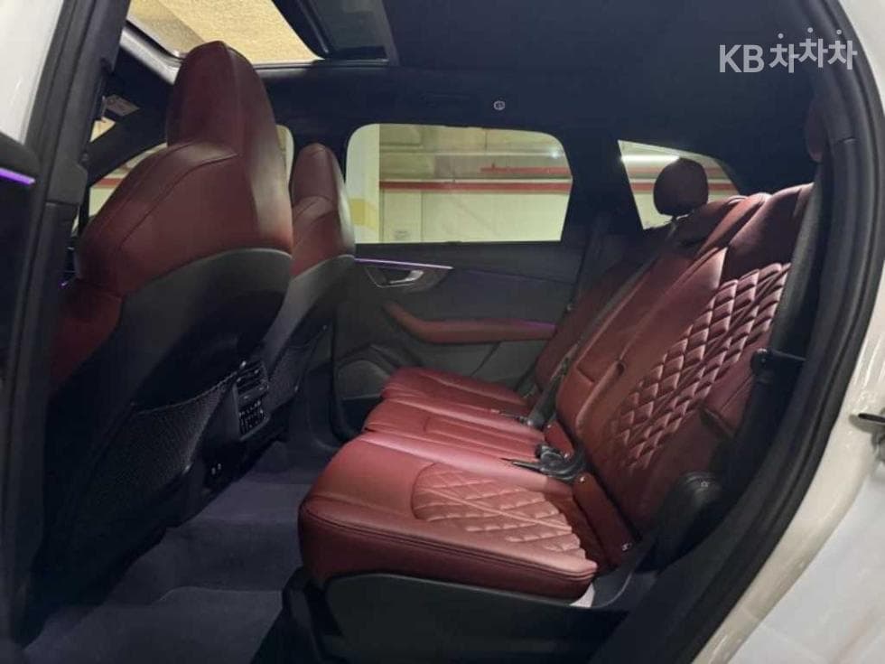 Ауди SQ4(4M)4.0 TFSI Quattro Стандартен - 8