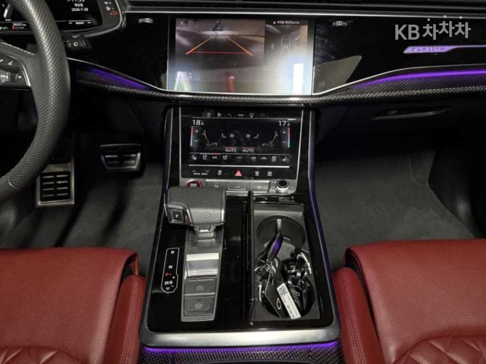 Ауди SQ4(4M)4.0 TFSI Quattro Стандартен - 11