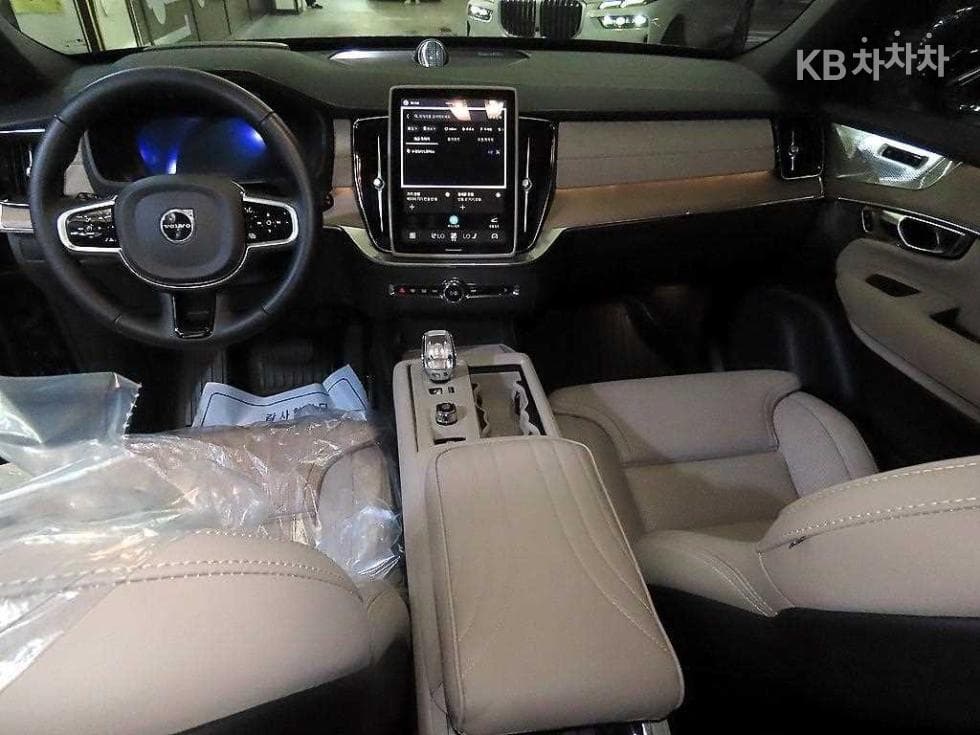 Volvo All New XC90B6 Ultra - 10