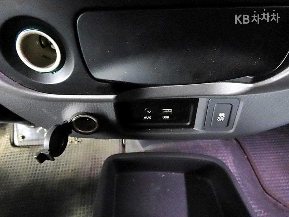 Kia Bongo 3 (light truck)1.2Ton Wing Body Extra Long Manual식 King Cab Prestige - 14