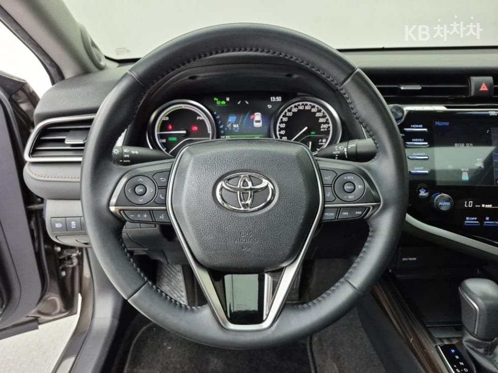 Toyota Camry XV702.5L hybrid XLE - 9