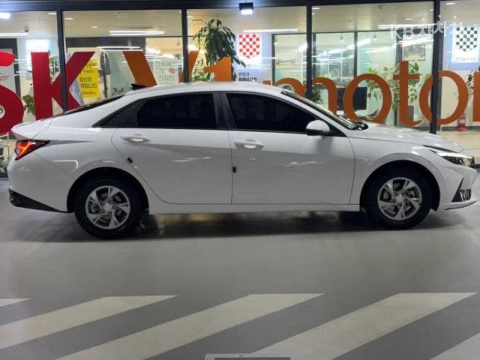 Хюндай All New Avante (Elantra)(CN7)Рент-а-кар 1.6 LPi Стил - 9