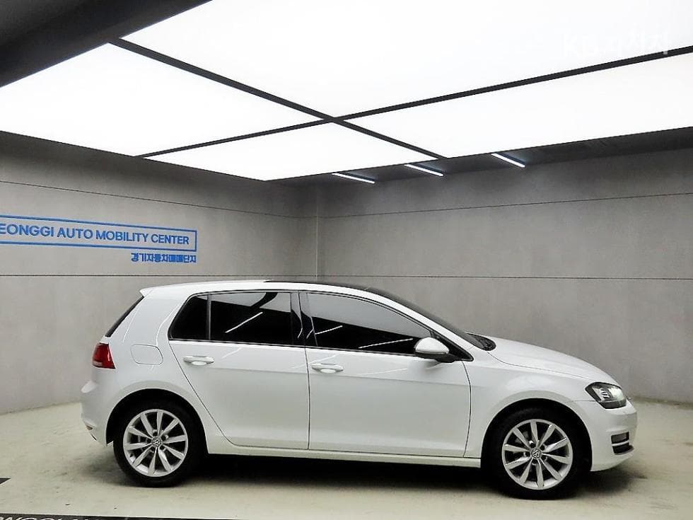 Volkswagen Golf2.0 Turbo Diesel Injection MK7 - 2