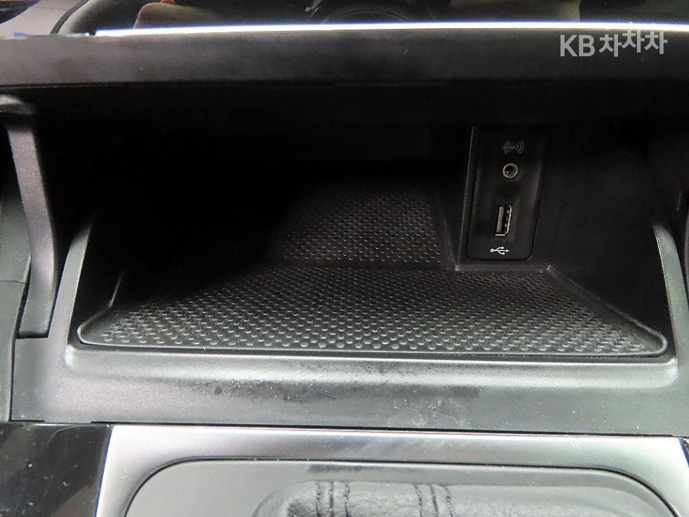 Volkswagen Golf2.0 Turbo Diesel Injection MK7 - 13