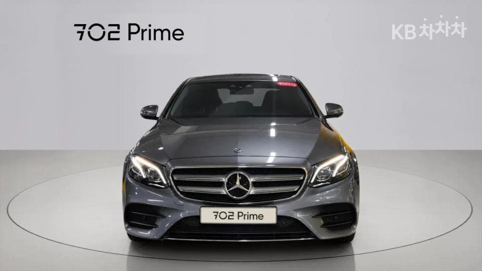 Mercedes-Benz E-Class (W213)E300 4Matic AMG Line - 3