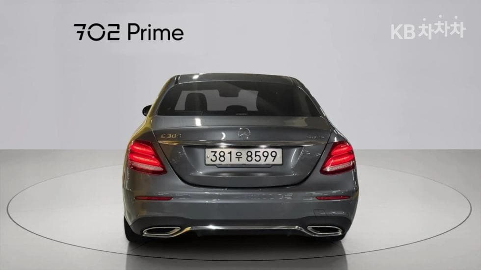 Mercedes-Benz E-Class (W213)E300 4Matic AMG Line - 4