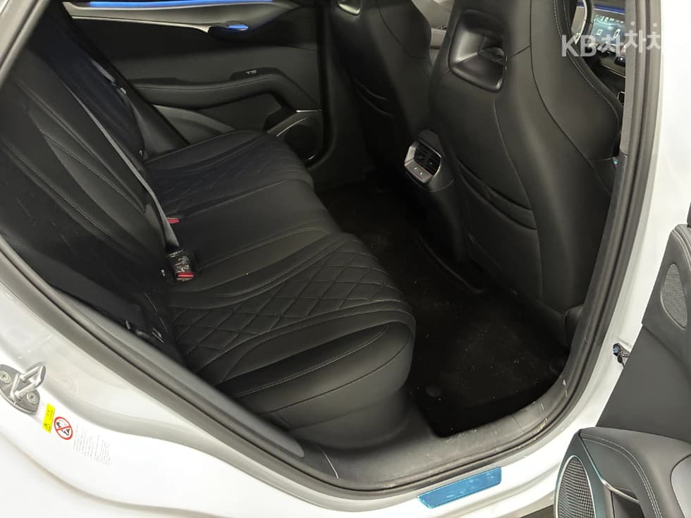 BYD SEALION 7RWD Standard - 12