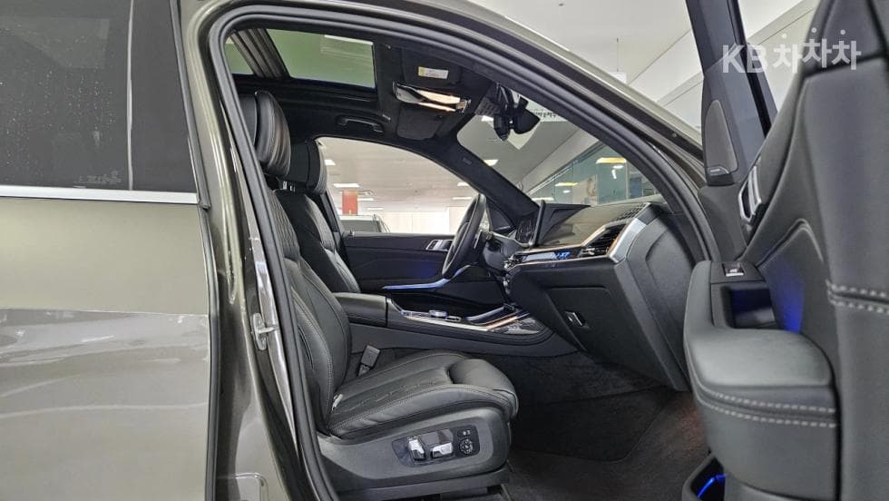 BMW X7(G07)xDrive 40i M Sport - 16