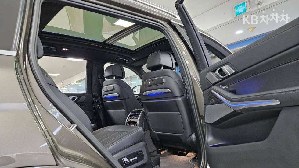 BMW X7(G07)xDrive 40i M Sport - 17