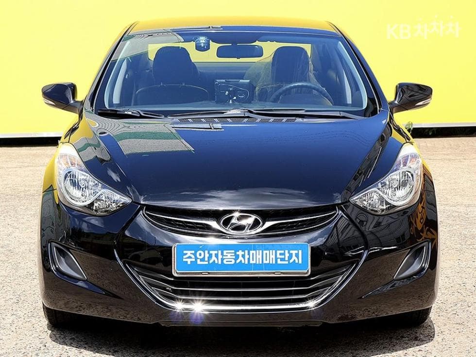 Hyundai Avante (Elantra)MD M16 GDi DELUXE - Image 1
