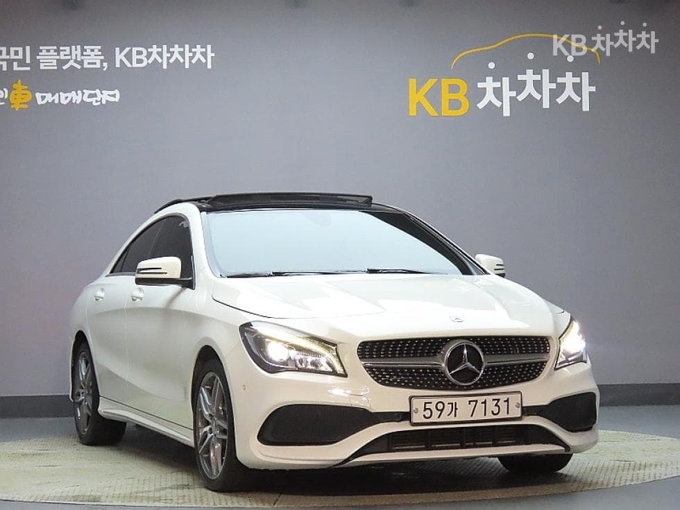 Mercedes-Benz CLA클래스CLA220 AMG Line - 3