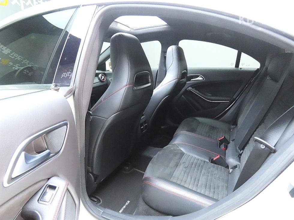 Mercedes-Benz CLA클래스CLA220 AMG Line - 11