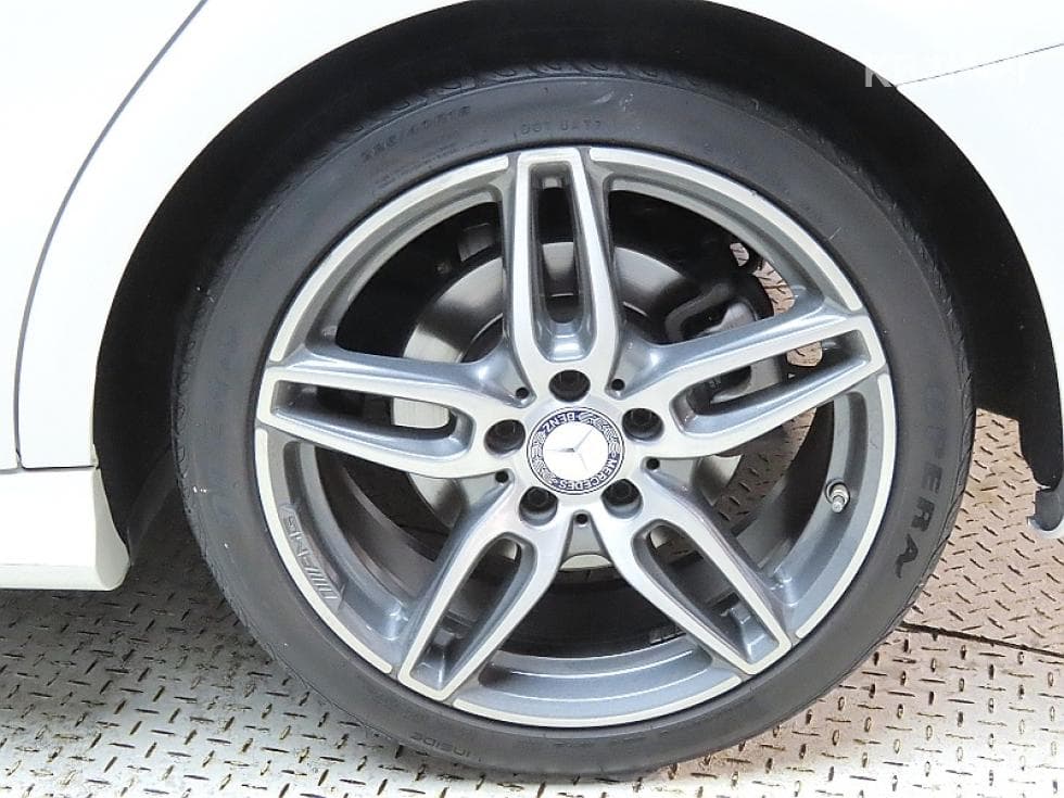 Mercedes-Benz CLA클래스CLA220 AMG Line - 20