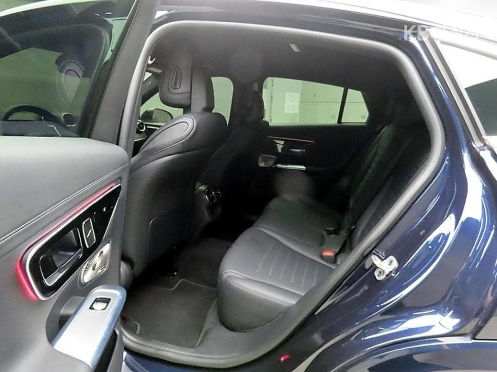 Mercedes-Benz GLC(X254)GLC300 4Matic Coupe AMG Line - 6