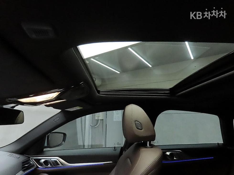 BMW 4시리즈 (G22)420i Gran Coupe M Sport First Edition - 16