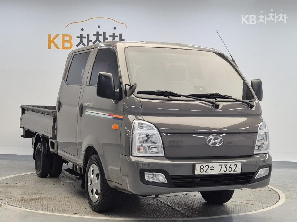 Hyundai Porter 2Extra Long Double Cab CRDi Smart - 4
