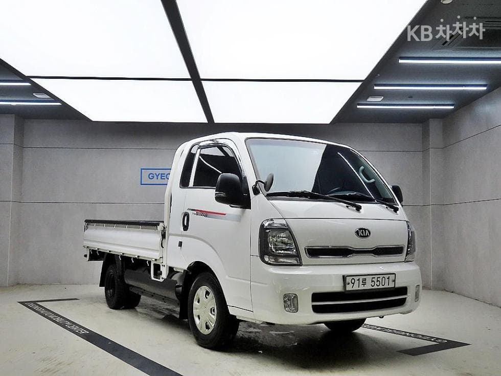 Kia The New (facelift) Bongo 3 (light truck) LPG Box Truck 1 Ton 하이 King Cab Extra Long L - Image 1