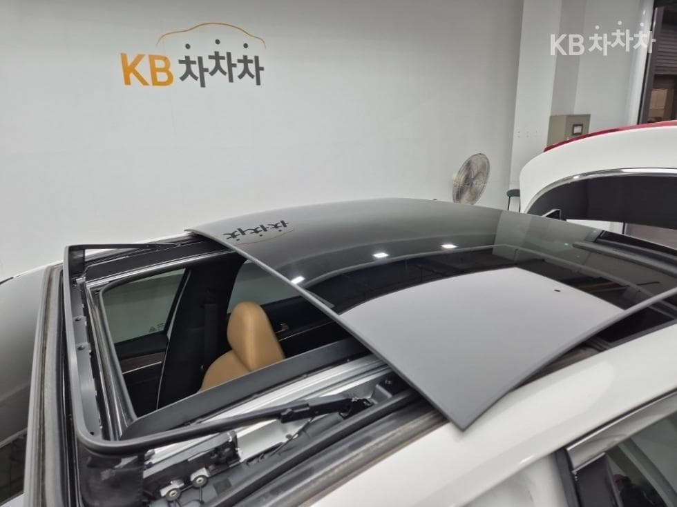 Kia K5 Hybrid 3rd Gen2.0 HEV Noblesse - 17