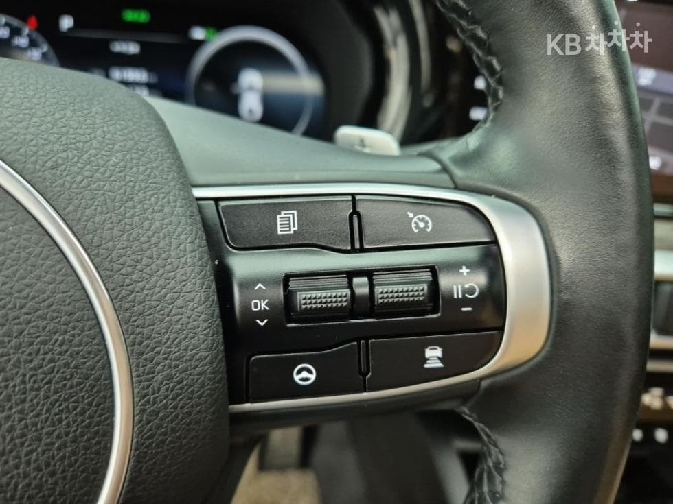 Kia K5 Hybrid 3rd Gen2.0 HEV Noblesse - 12