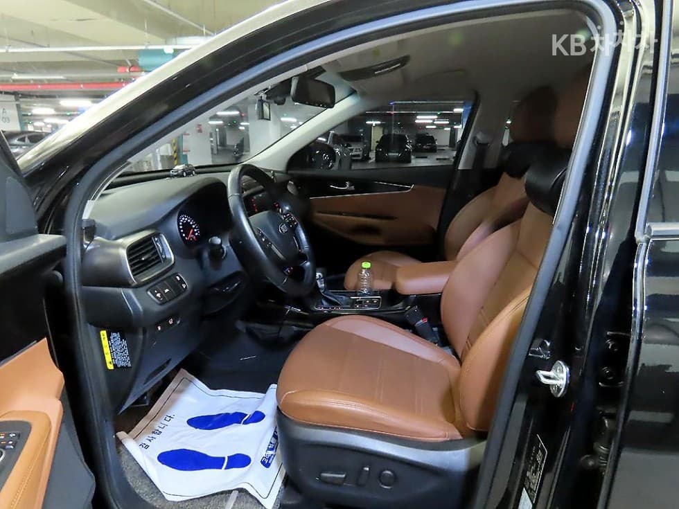Киа The New (фейслифт) Sorento2.0 Дизел 2WD Noblesse - 14