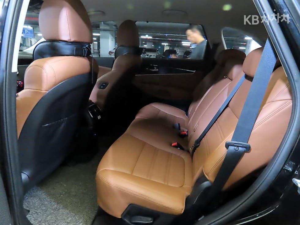 Киа The New (фейслифт) Sorento2.0 Дизел 2WD Noblesse - 15