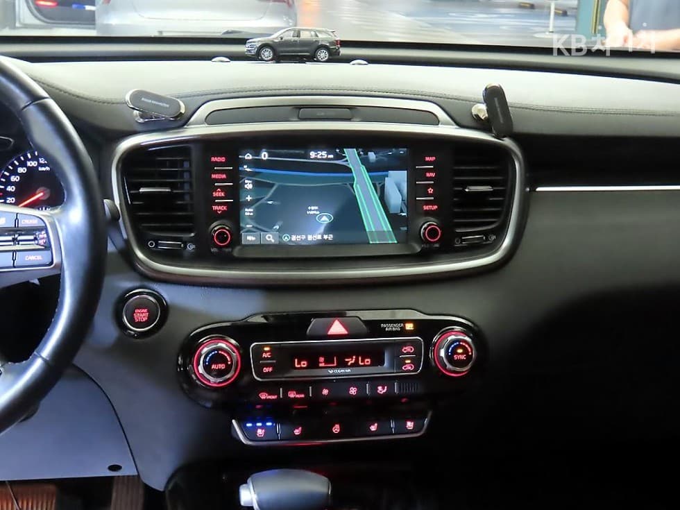 Киа The New (фейслифт) Sorento2.0 Дизел 2WD Noblesse - 10