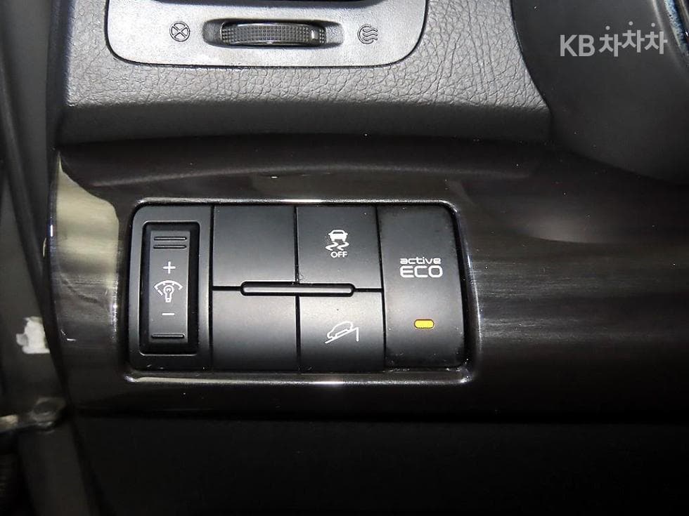 Киа SorentoRДизел 2.0 2WD TLX Най-висок клас - 14