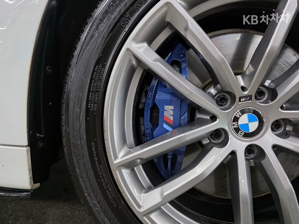 BMW 올New5 Series (G30)530i M Sport Plus - 25
