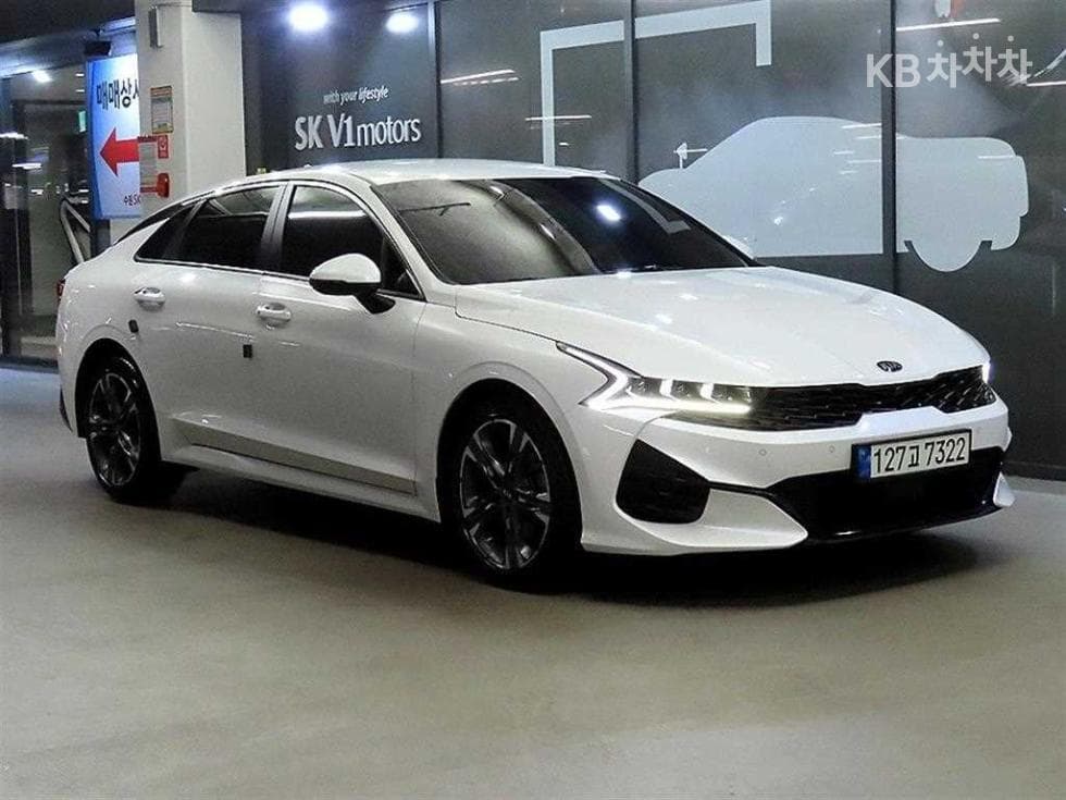 Kia K5 3rd Gen 2.0 Gasoline Noblesse - Image 1