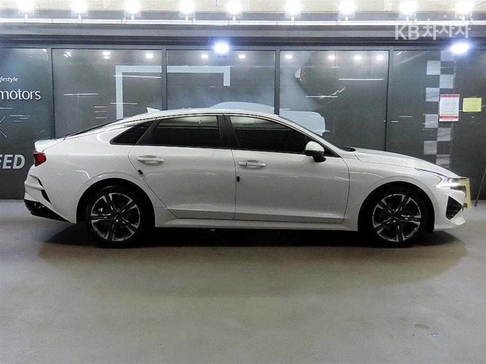 Kia K5 3rd Gen2.0 Gasoline Noblesse - 3