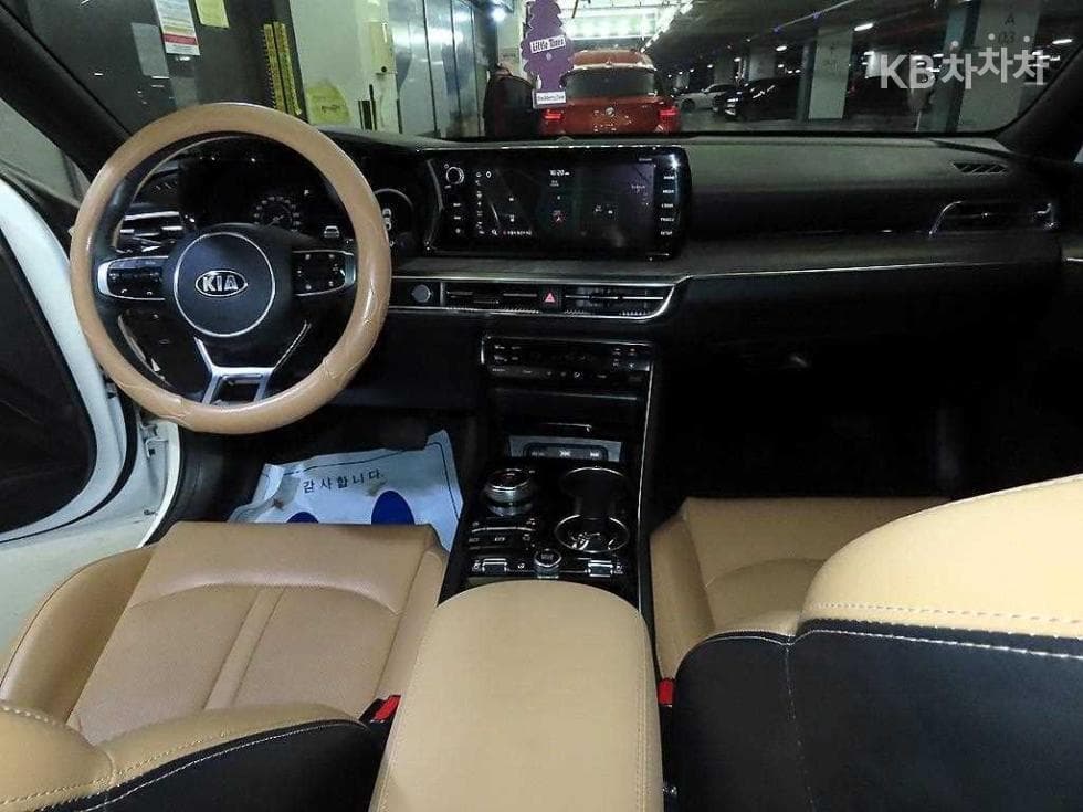 Kia K5 3rd Gen2.0 Gasoline Noblesse - 10