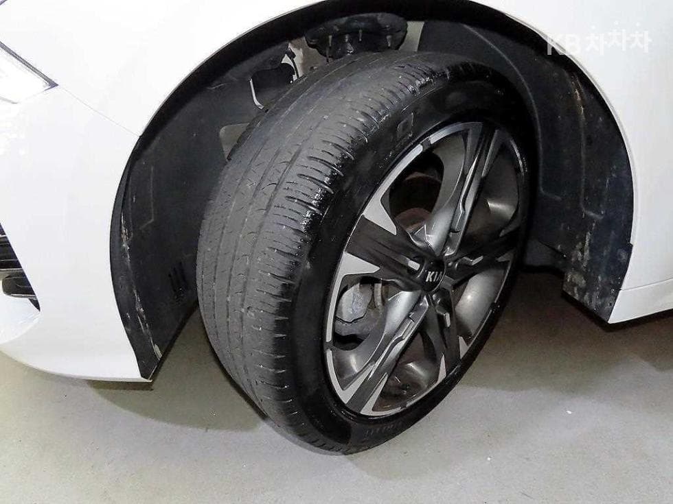 Kia K5 3rd Gen2.0 Gasoline Noblesse - 20