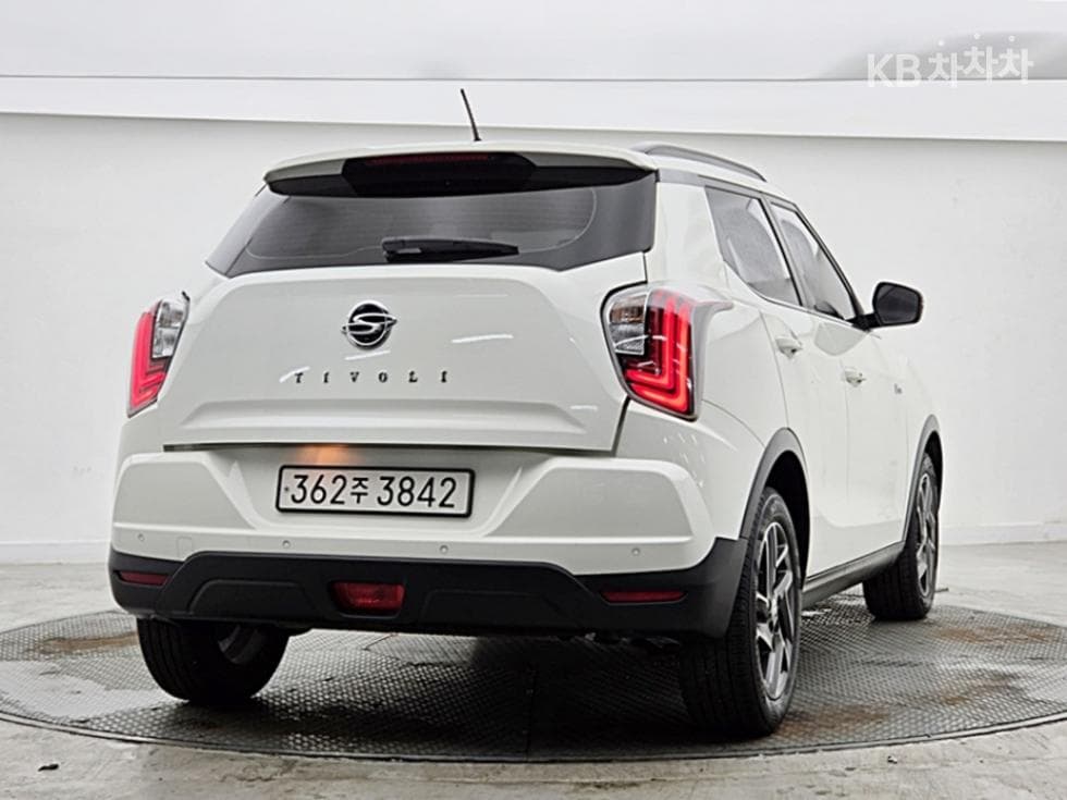 KG Mobility Very New (facelift/refresh; particularly for Tivoli) TivoliGasoline V3 2WD Standard - 2