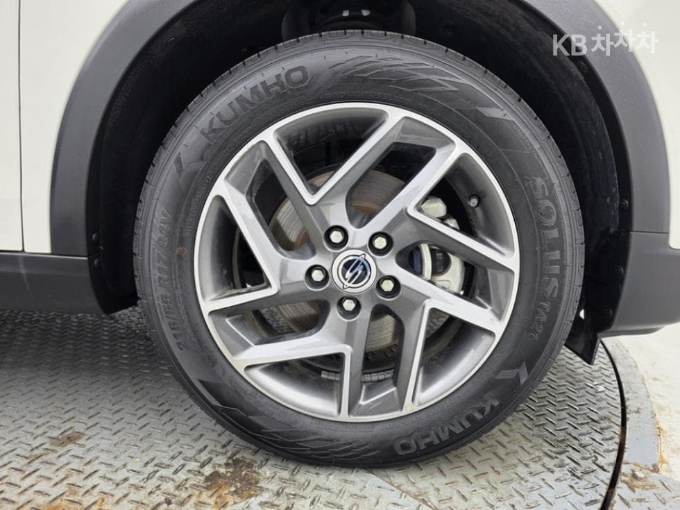 KG Mobility Very New (facelift/refresh; particularly for Tivoli) TivoliGasoline V3 2WD Standard - 7