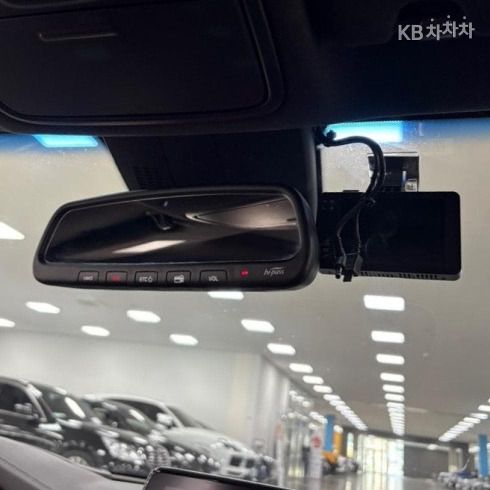 Kia Stinger2.0 Turbo 4WD 플래티넘 - 11