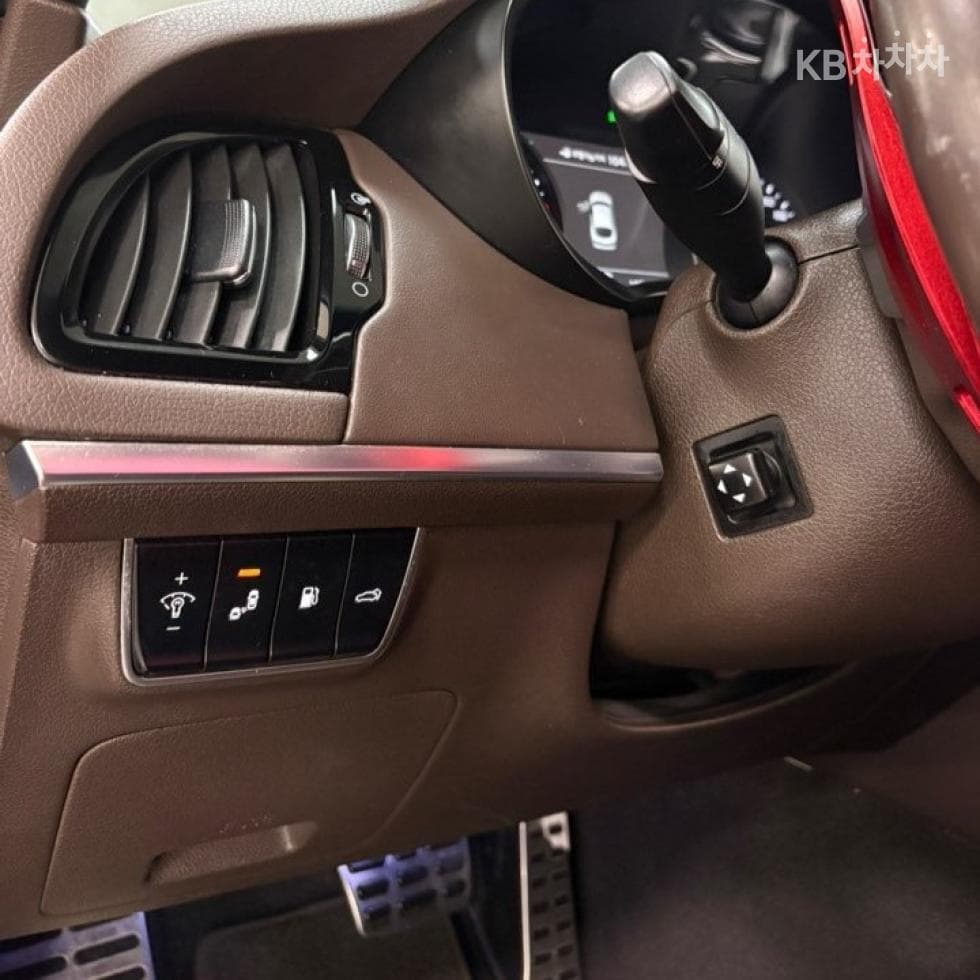 Kia Stinger2.0 Turbo 4WD 플래티넘 - 13