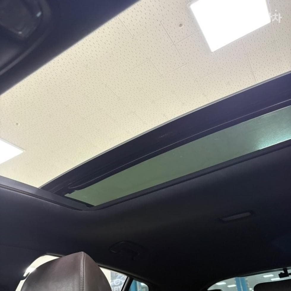Kia Stinger2.0 Turbo 4WD 플래티넘 - 15