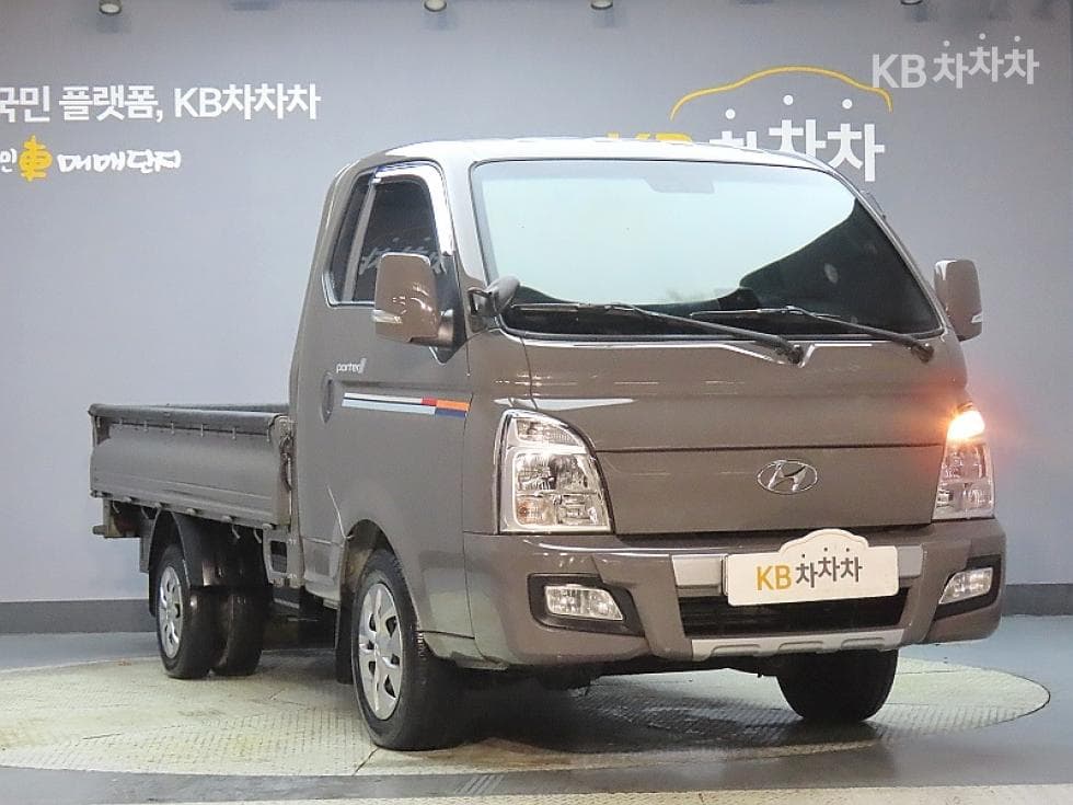 Хюндай Porter 2Удължено междуосие Super Cab CRDi Premium - 3