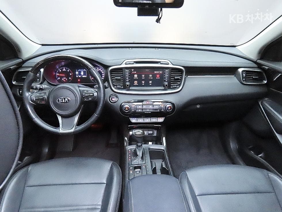 Киа The New (фейслифт) Sorento2.0 Дизел 2WD Noblesse - 6